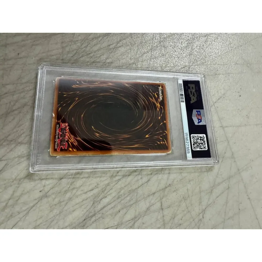 2002 Yu-Gi-Oh Starter Deck Kaiba Blue-Eyes White Dragon SDK-001 PSA 3 VG Card